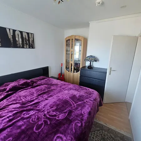 Schoene 2 Schlafzimmer Mit 1 Wohnzimmer Appartement
